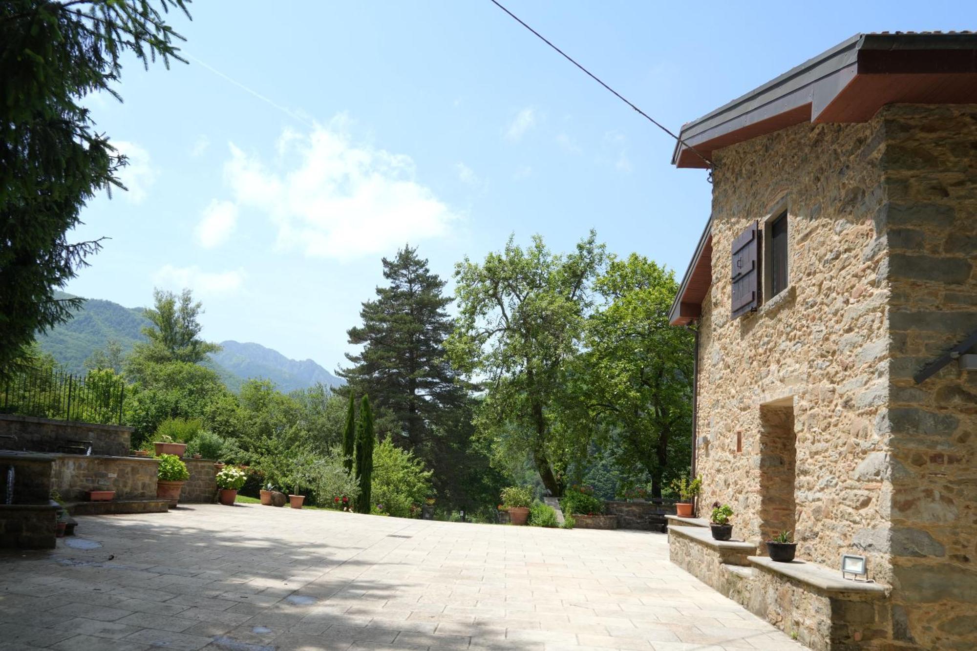 Il Paradiso Delle Beccacce Popiglio Luaran gambar
